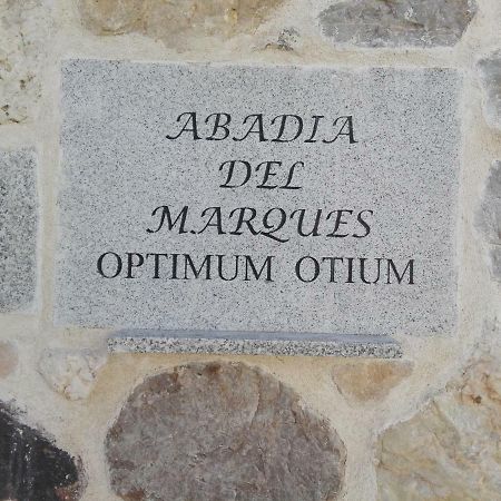 Abadía del Marqués de Avila Vega de Santa María Esterno foto