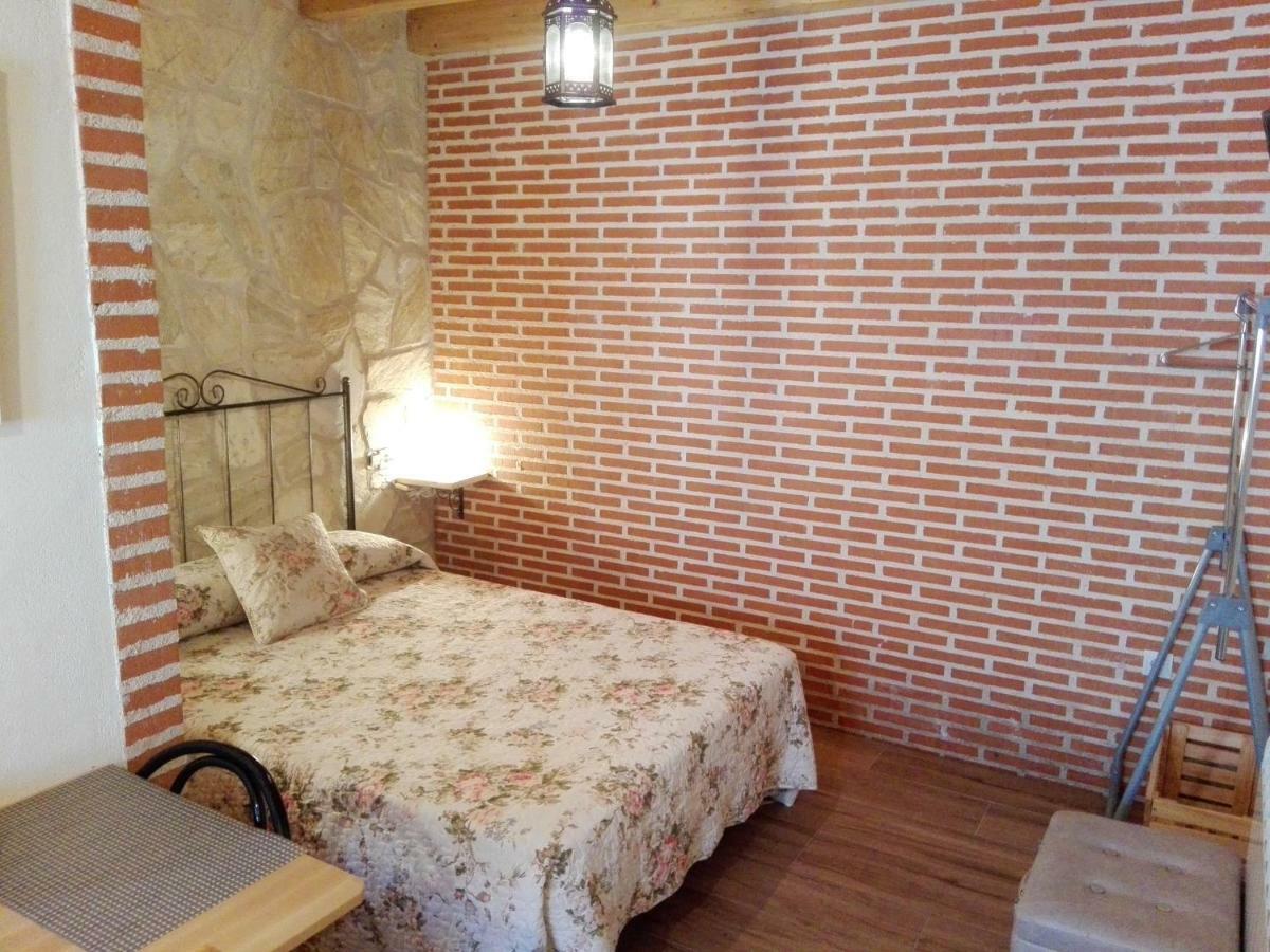 Abadía del Marqués de Avila Vega de Santa María Esterno foto